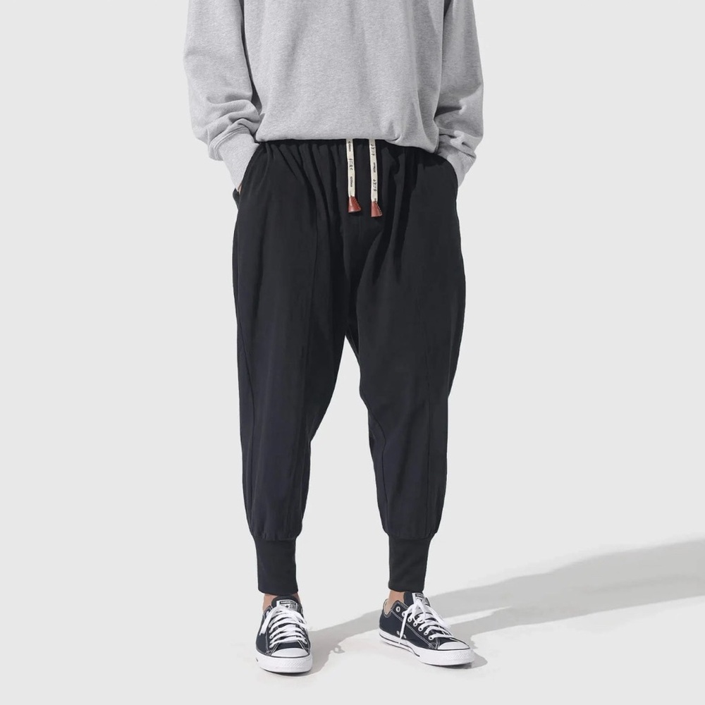 KIDÕRIMAN - Gelyu Harem Pants. Black Relaxed Fit Joggers with Elastic Waistband